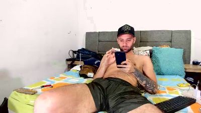 Jackbrown49 live cam on Cam4