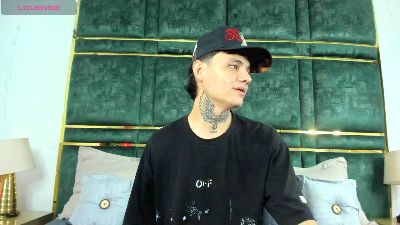 Jackgriffin live cam on Cam4