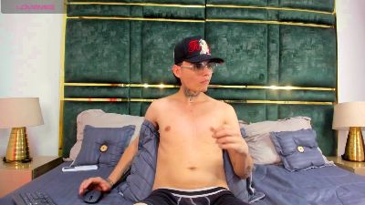 Jackgriffin live cam on Cam4