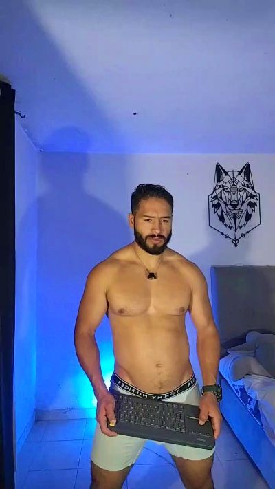 Jackmrmuscle live cam on Cam4