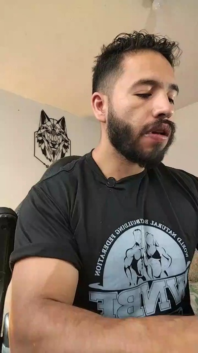Jackmrmuscle live cam on Cam4