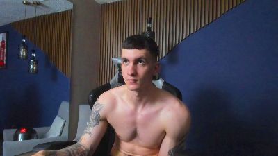 adult sex cam JacksonOlsenn