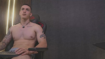 JacksonOlsenn live cam on Cam4