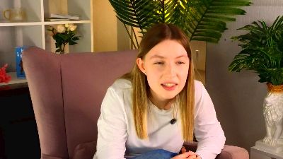 Profile and Statistics for JacqueFeight on Cam4