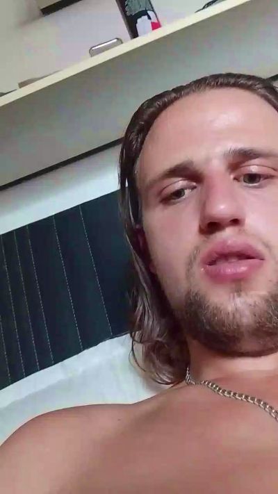 Jacques579 live cam on Cam4