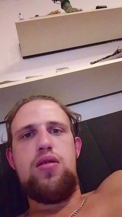Jacques579 live cam on Cam4