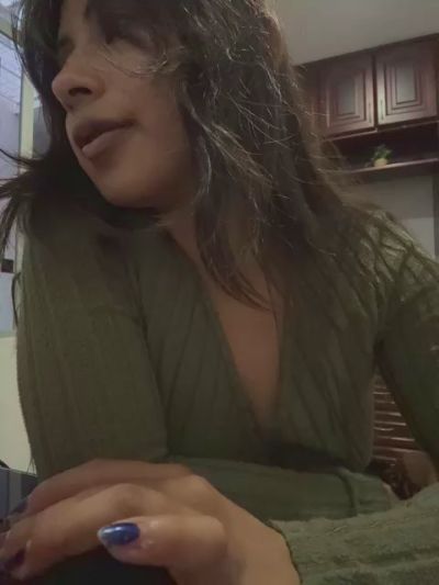 Jade_Zephyra live cam on Cam4