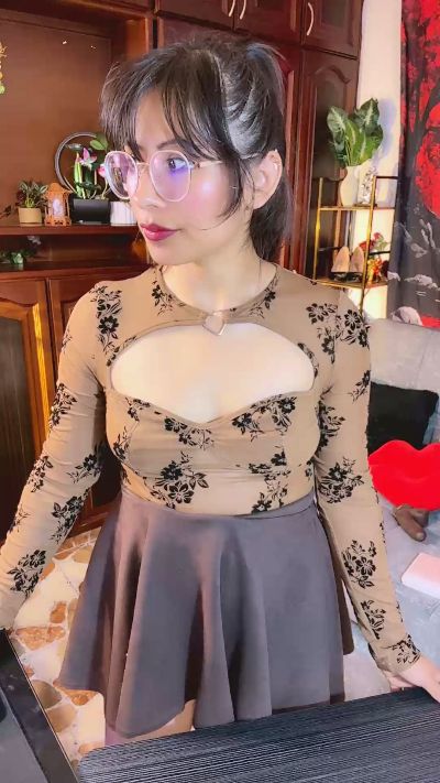 Jade_Zephyra live cam on Cam4