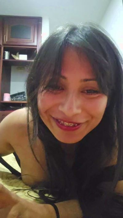 Jade_Zephyra live cam on Cam4