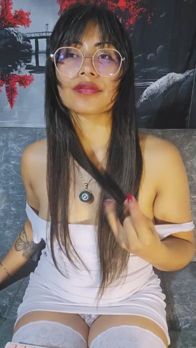 Jade_Zephyra live cam on Cam4