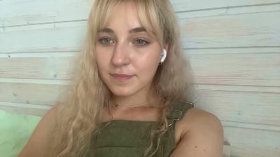 JaimieBrana live cam on Cam4