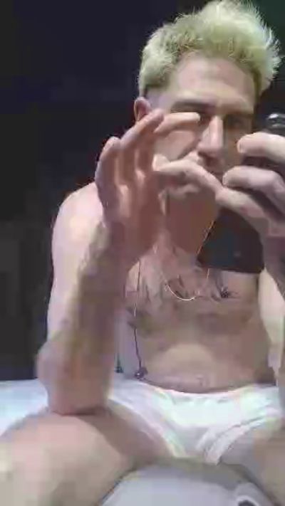 JajabigZ1995 live cam on Cam4