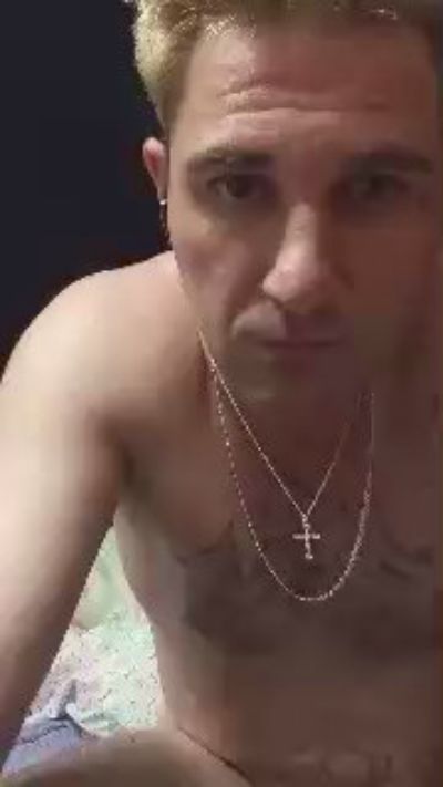 JajabigZ1995 live cam on Cam4