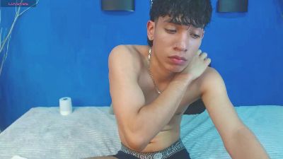 JakeFalconn live cam on Cam4