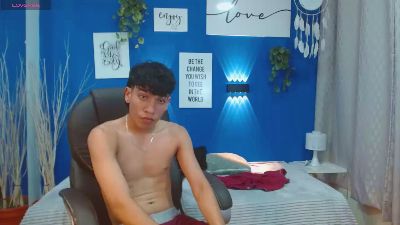JakeFalconn live cam on Cam4