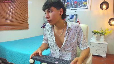 JakeFalconn live cam on Cam4