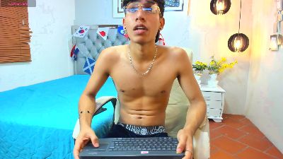 JakeFalconn live cam on Cam4