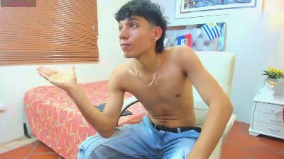 JakeFalconn live cam on Cam4