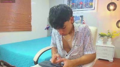 JakeFalconn live cam on Cam4
