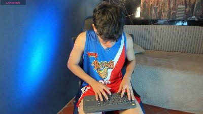 JakeFalconn live cam on Cam4