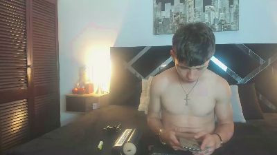 Jake_hot0 live cam on Cam4