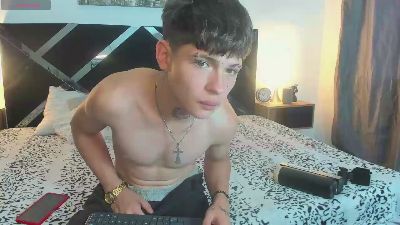 Jake_hot0 live cam on Cam4