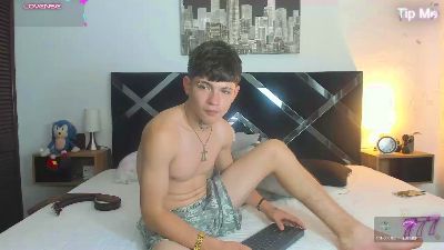 Jake_hot0 live cam on Cam4