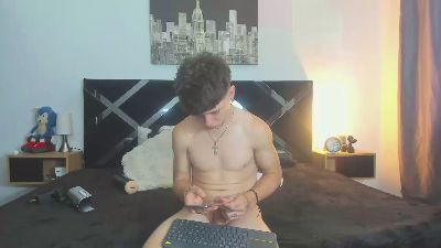 Jake_hot0 live cam on Cam4