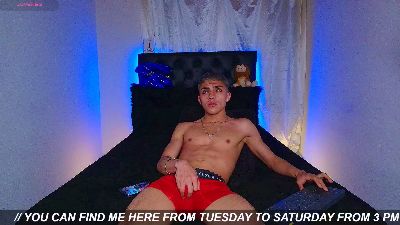James1Lee_ live cam on Cam4