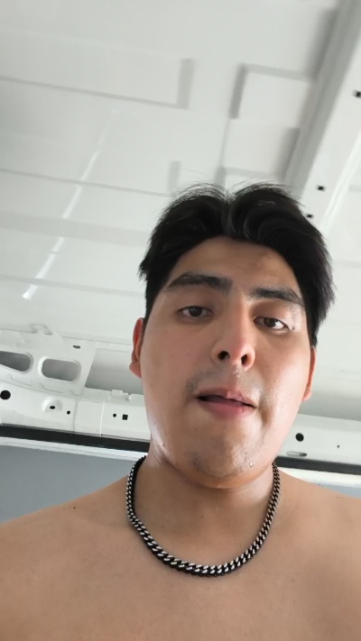 James25nava live cam on Cam4
