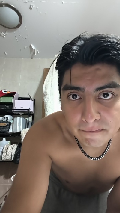 James25nava live cam on Cam4