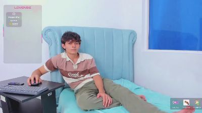 JamesCurls live cam on Cam4