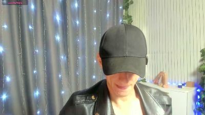 JamesInked live cam on Cam4