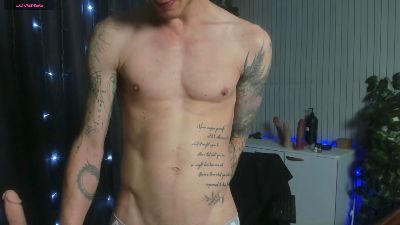 JamesInked live cam on Cam4
