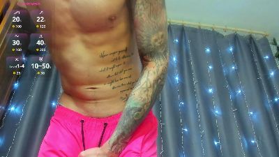 JamesInked live cam on Cam4