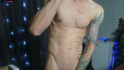 JamesInked live cam on Cam4