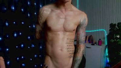 JamesInked live cam on Cam4