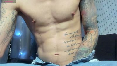 JamesInked live cam on Cam4