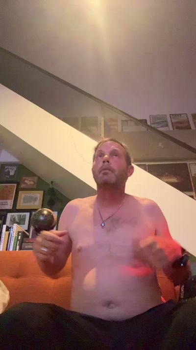 Jamesdean7919 live cam on Cam4