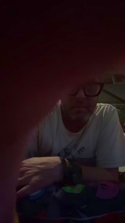 Jamesdean7919 live cam on Cam4