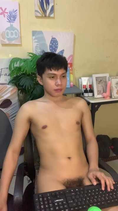 Jan_2000 live cam on Cam4