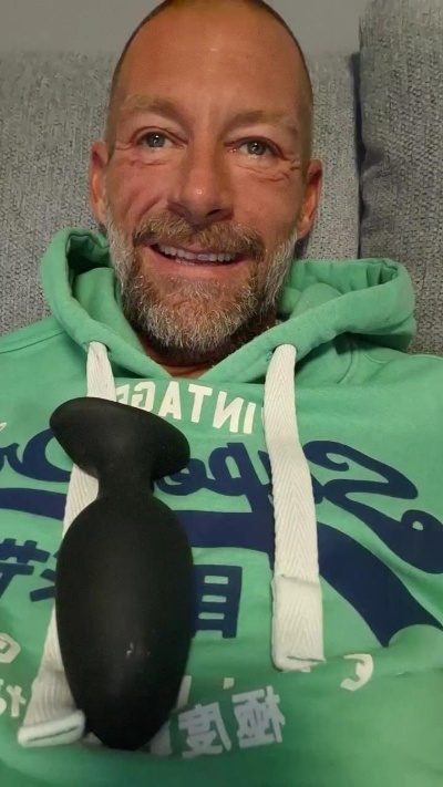 Jan_uncensored live cam on Cam4