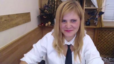 JanaLoveli live cam on Cam4