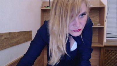 JanaLoveli live cam on Cam4