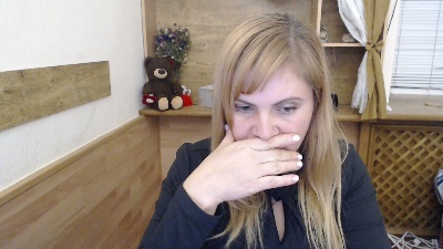 JanaLoveli live cam on Cam4