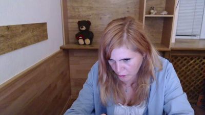 JanaLoveli live cam on Cam4