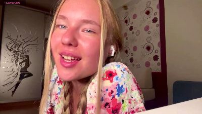 JanessaWittmer live cam on Cam4
