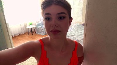 JaniGaron live cam on Cam4