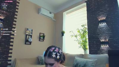 JaniceDeveney live cam on Cam4