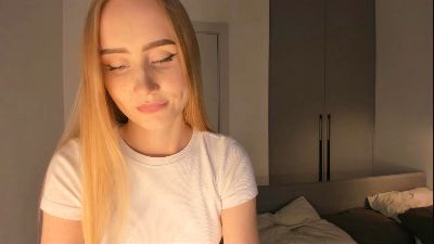 JanicePhaneuf live cam on Cam4